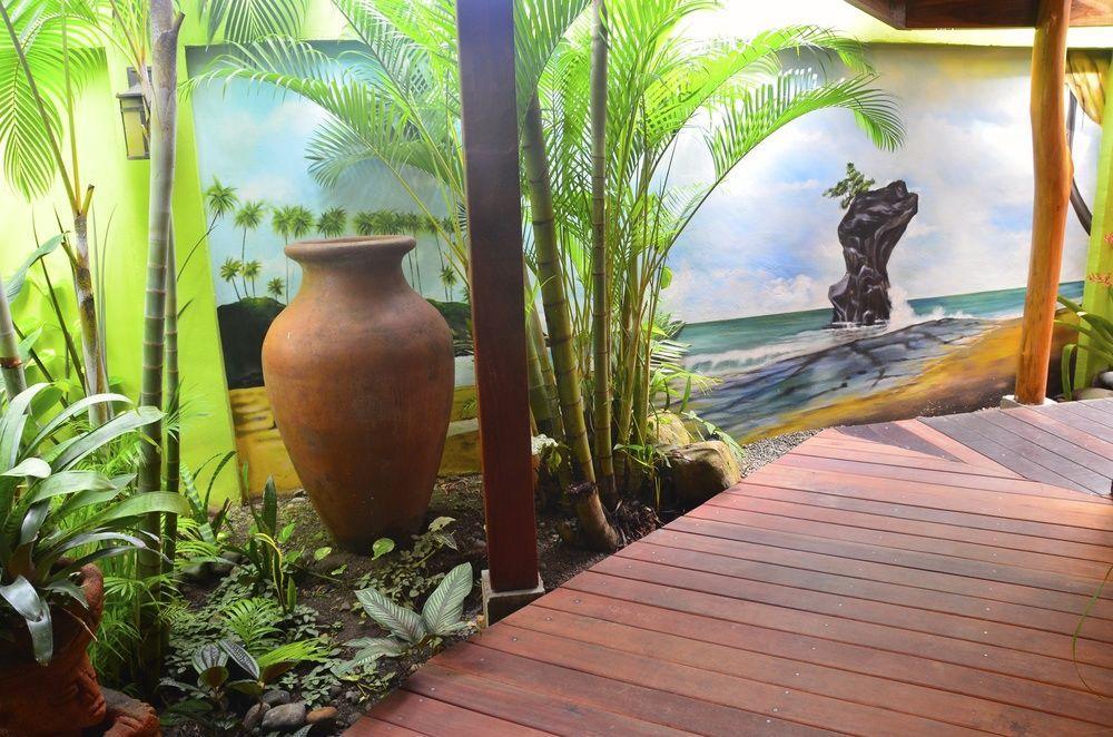 Physis Caribbean Bed & Breakfast Puerto Viejo de Talamanca Экстерьер фото