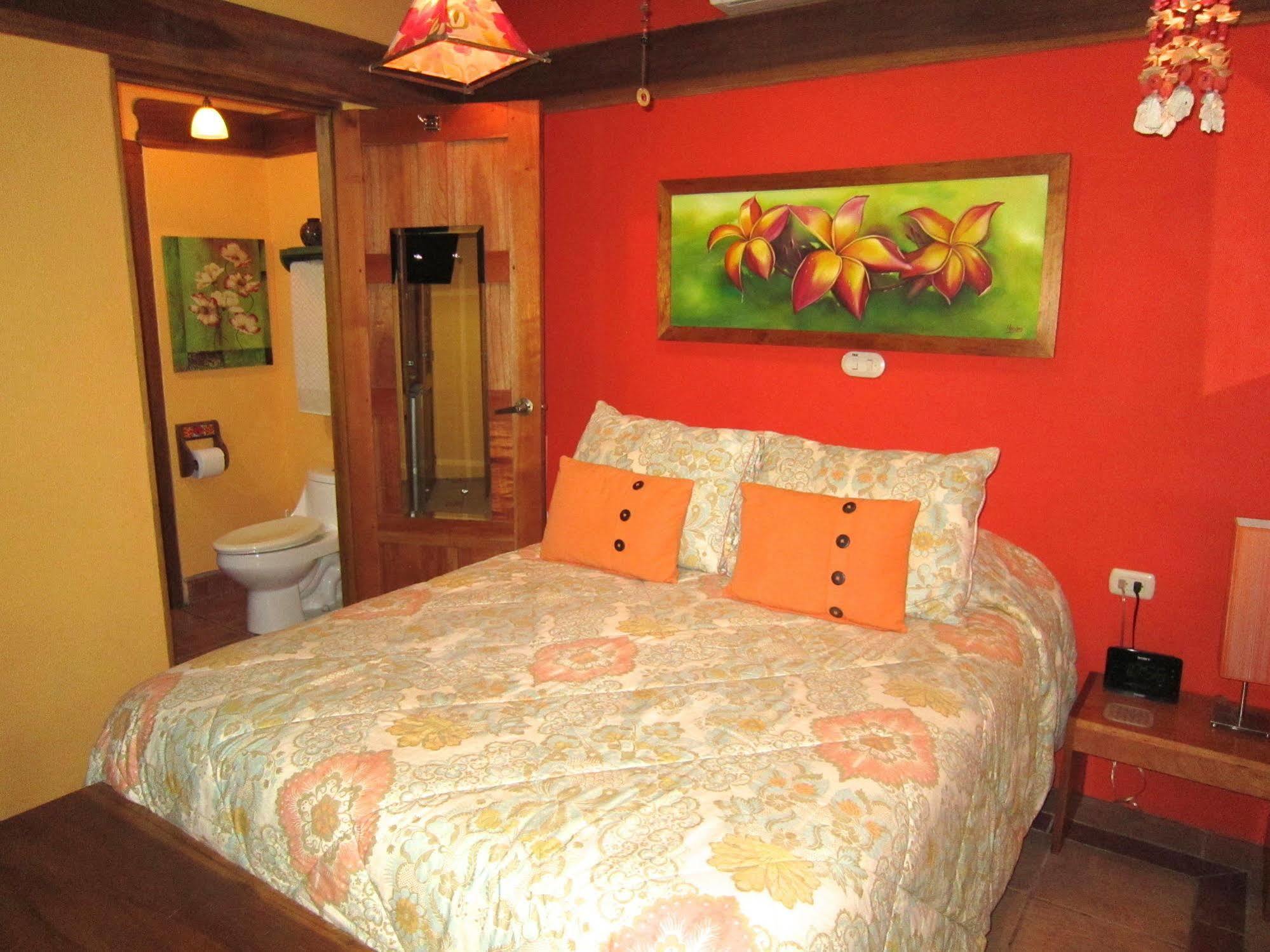 Physis Caribbean Bed & Breakfast Puerto Viejo de Talamanca Экстерьер фото