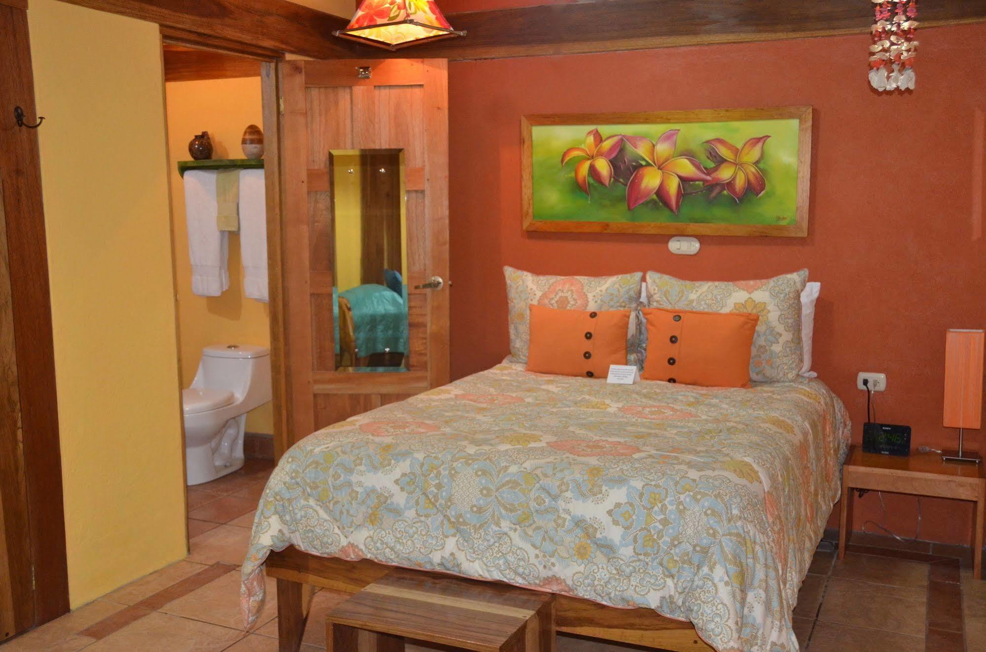 Physis Caribbean Bed & Breakfast Puerto Viejo de Talamanca Экстерьер фото