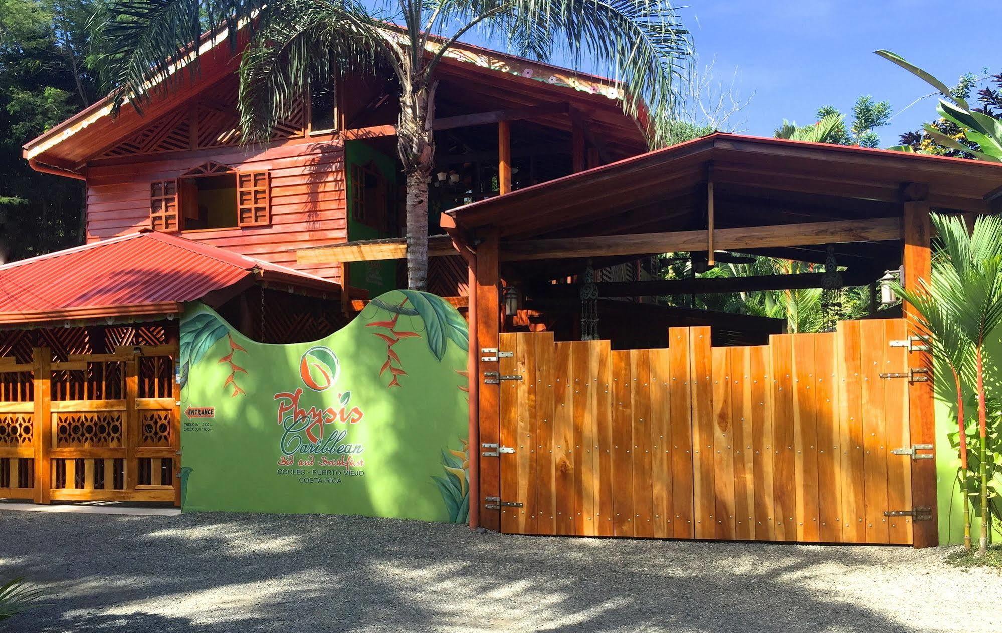Physis Caribbean Bed & Breakfast Puerto Viejo de Talamanca Экстерьер фото